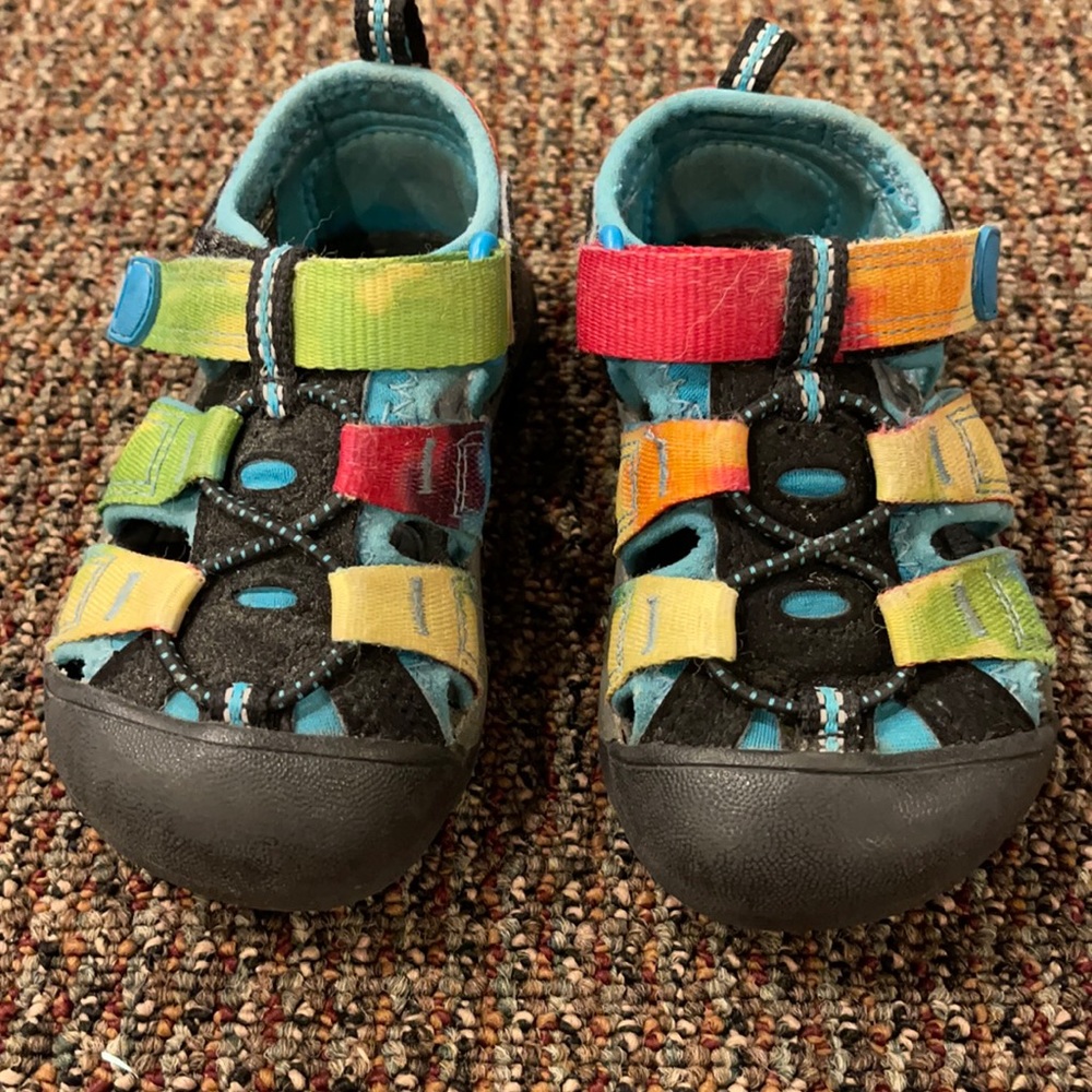 Keen sandal